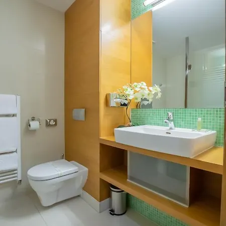 Hotel Impiq 4*