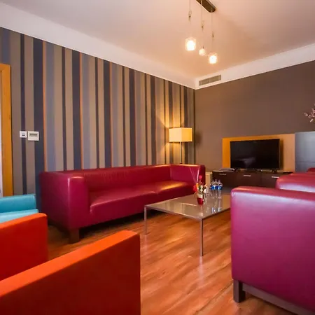 Impiq Hotel