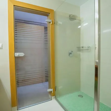 Hotel Impiq 4*