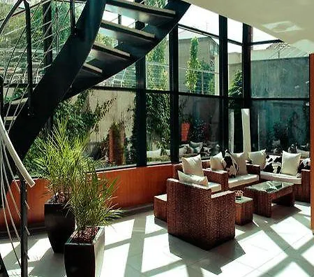 Hotell Impiq Trnava