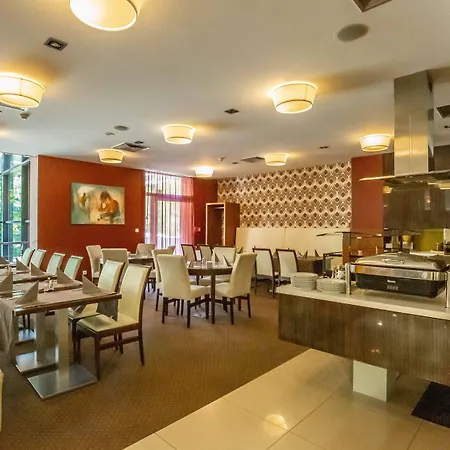 Impiq Hotell Trnava
