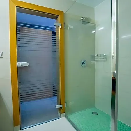 Impiq Hotel