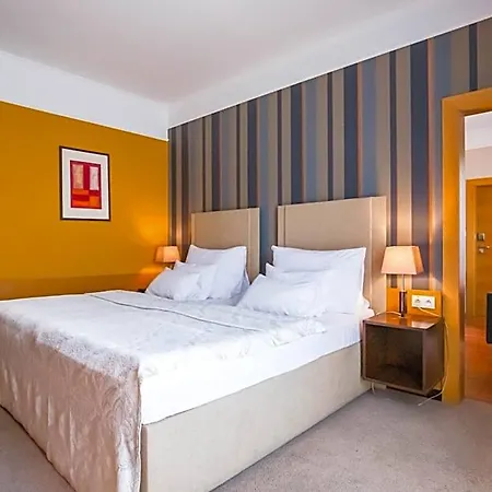 Hotel Impiq 4*